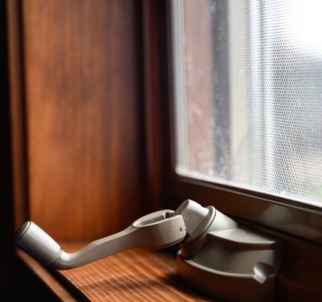 Crank Window Handle image